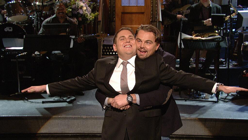 Leonardo Dicaprio Crashes Jonah Hill S Snl Monologue Duo Reenact Iconic Titanic Flying Scene E Online Ca